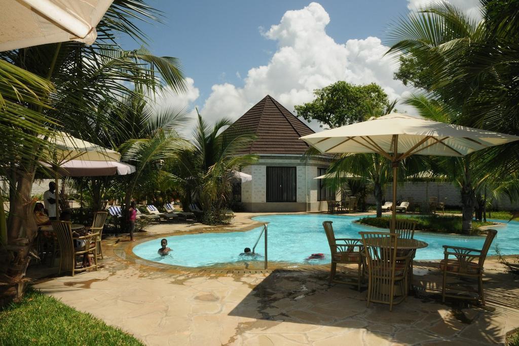 Lotfa Resort Diani Diani Beach Exterior photo